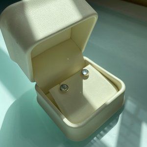 Pandora | Stud Earrings (December Droplets)